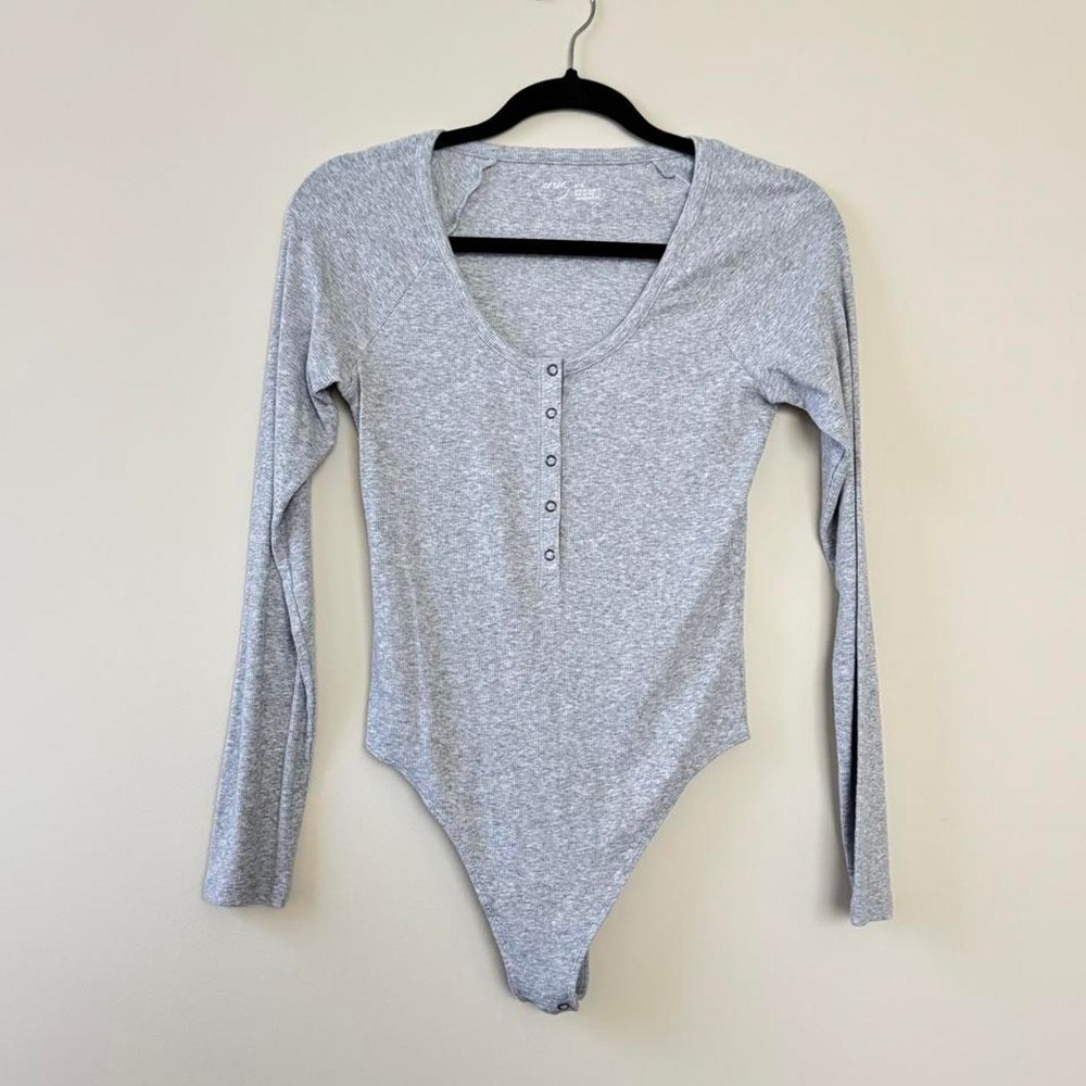 Aerie Heather Gray Long Sleeve Bodysuit Size M